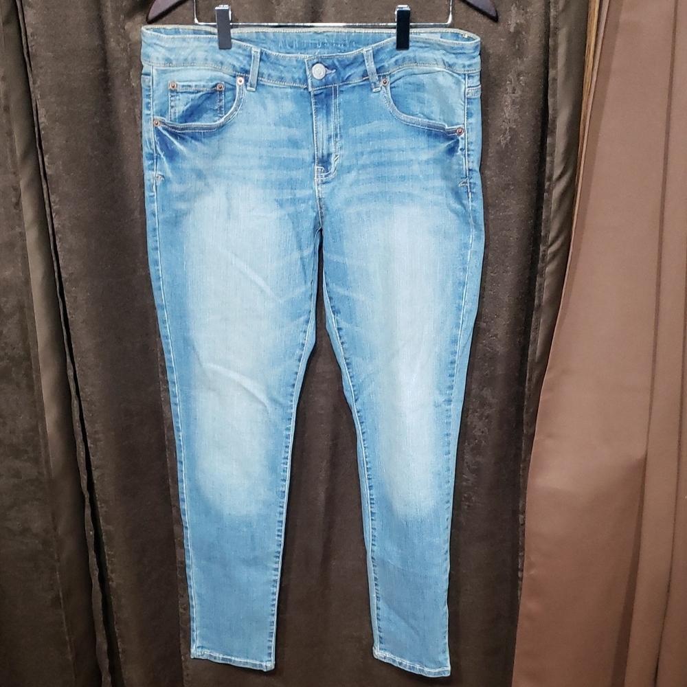 Aeropostale Light Blue Women's Regular Fit Straight Denim Jeans
